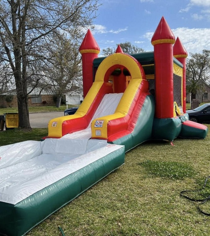 Inflatable Bouncy Combo Wet/Dry w Pool